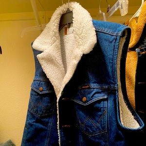 Wrangler blue denim Sherpa vest